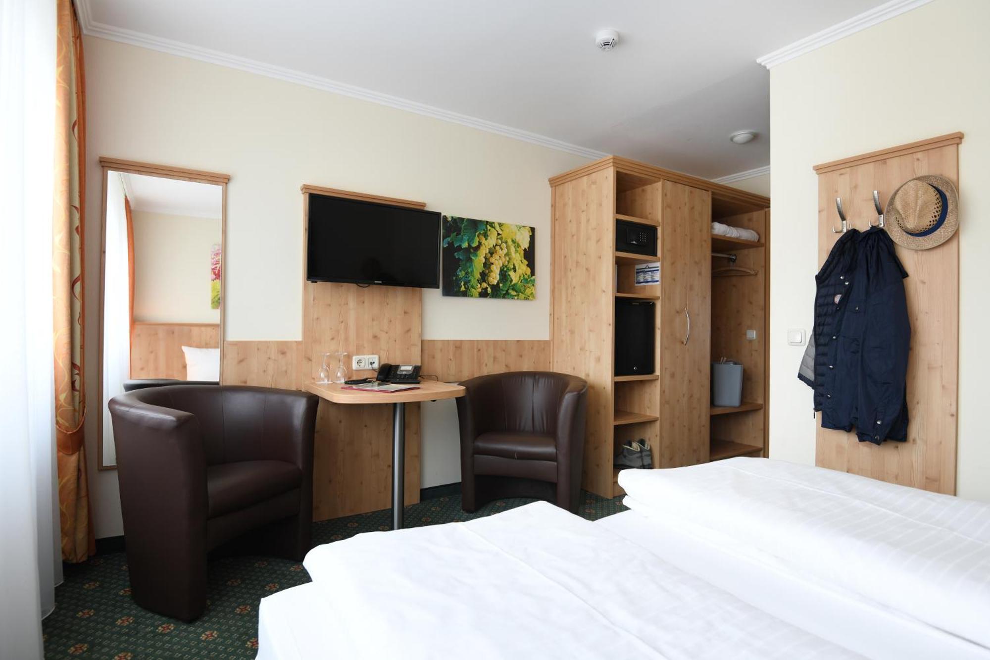 Moselstern Parkhotel Kraehennest Лёф Номер фото
